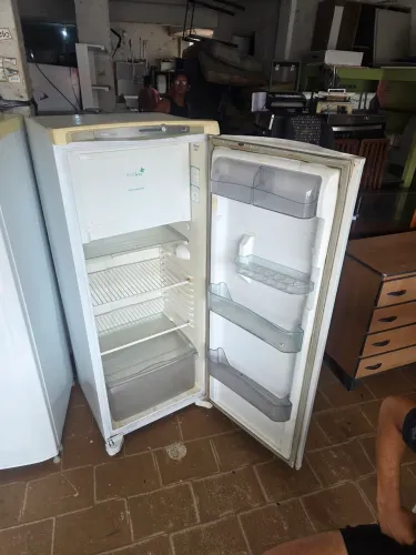Geladeira consul frosfree
