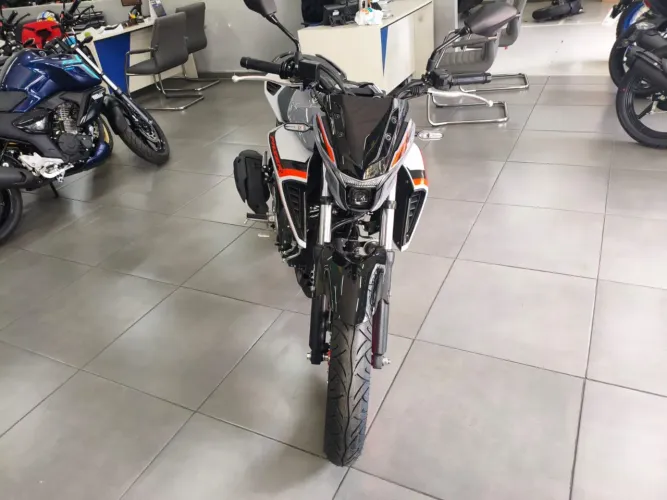 Fazer 250