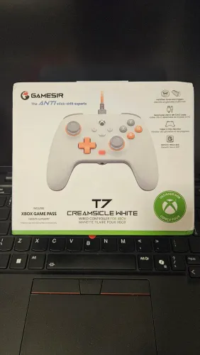 Controle com fio GameSir T7