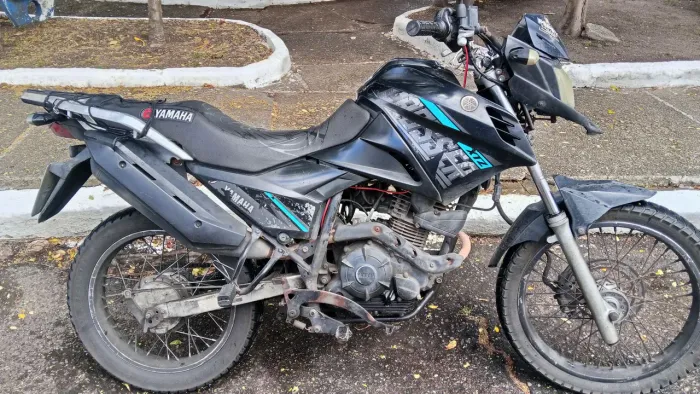 Vendo essa bela XTZ Cross
