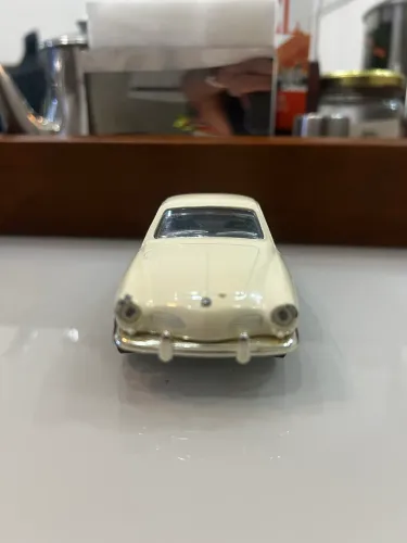 Miniatura karmann ghia