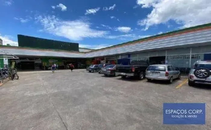 Galpão comercial à venda, com renda, 4400m² por R$ 12.000.000 - Centro - Porto Ferreira/SP