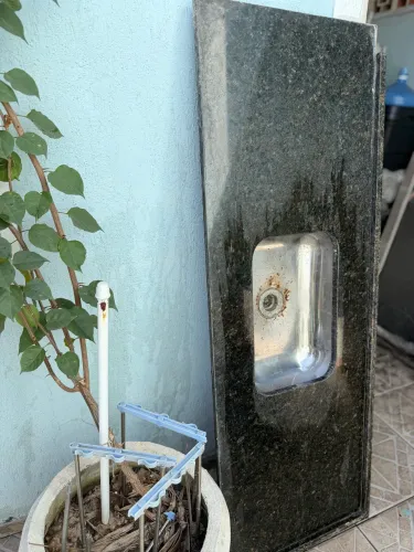 Vendo pia de granito de 1,50 verde ubatuba