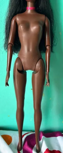 corpo de boneca barbie negra