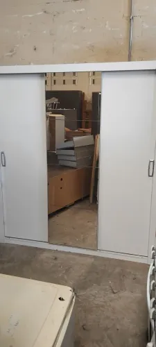 Guarda roupas USADO ENTREGA e MONTA dentro de Uberlândia MG
