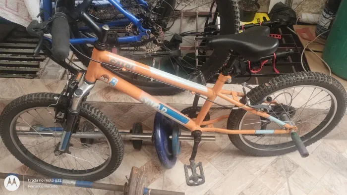 Bicicleta aro 20 Caloi infantil