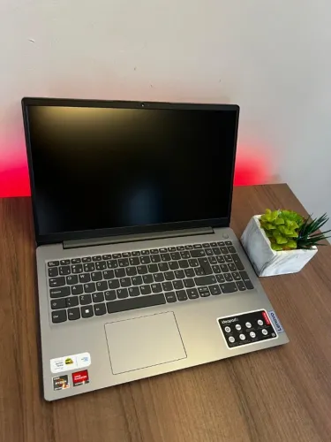 Notebook Gamer Lenovo Ryzen 5 8GB