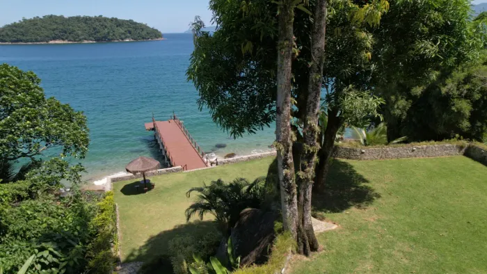 Casa Triplex com Vista para o Mar Condomínio Village das Conchas
