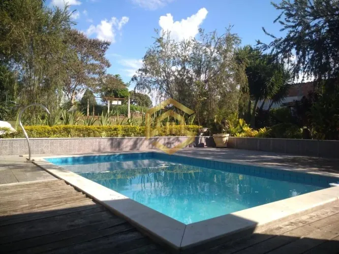 Casa/Chácara em Condomínio na Represa de Carmo do Cajuru Lazer 3 Quartos