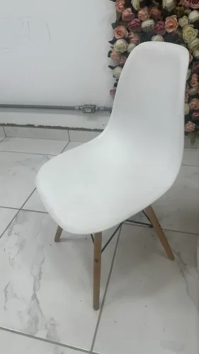 Cadeira eames eiffel