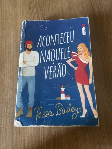 Livro ?Aconteceu naquele verão?