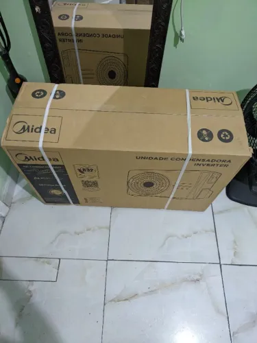 Midea Ecomaster 12000 BTUs Ar condicionado