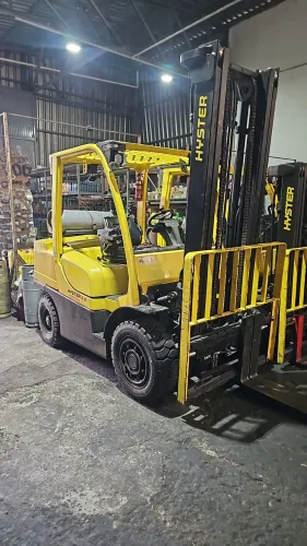 Empilhadeira hyster 4.0