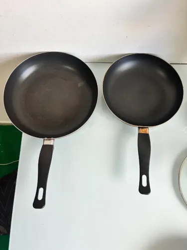 Frigideiras usadas