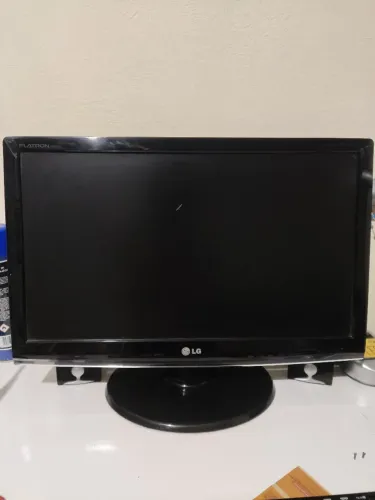 Monitor LCD LG Flatron W2253v 21,5 polegadas Full HD