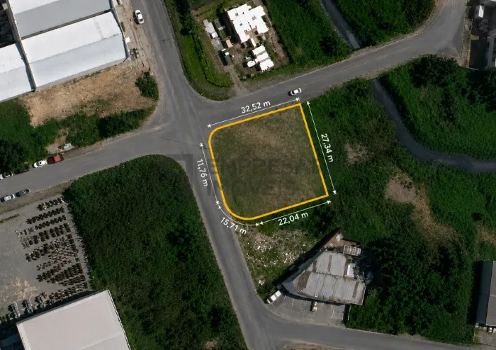 Terreno Industrial à Venda em Palhoça/SC Esquina Estratégica para o Seu Negócio