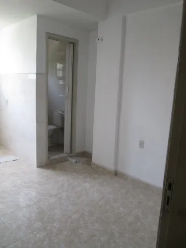 Locação (Aluguel) - Kitnet no Engenho de Dentro próximo ao Supermercado Guanabara na Dr. N