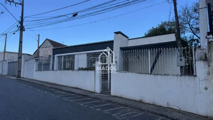 CASA COMERCIAL PARA ALUGAR - CENTRO