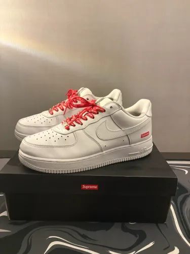 Nike air force supreme