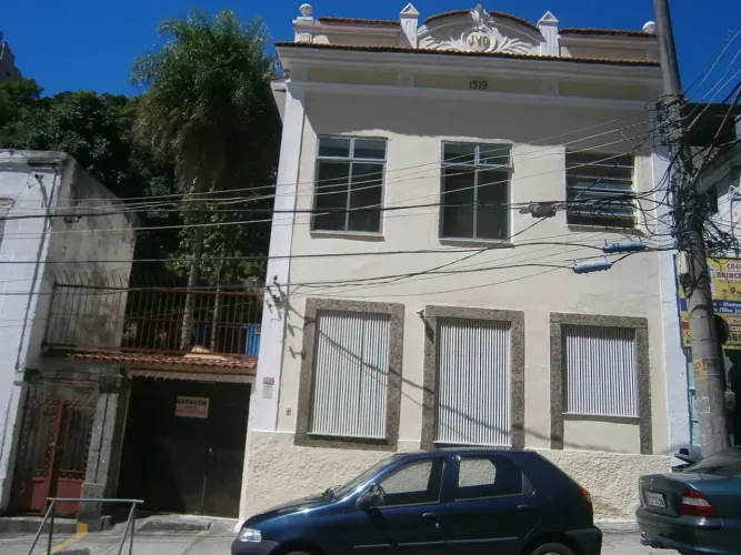 Imóvel para aluguel possui 600 metros quadrados com 9 quartos em Centro - Rio de Janeiro -