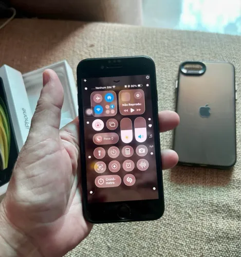 iPhone SE 2?geracao