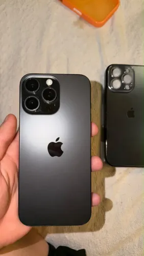 Iphone 16 pro max seme novo.