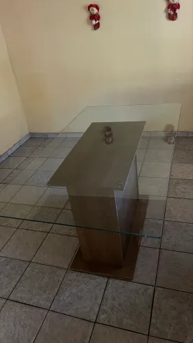 *VENDO MESA*