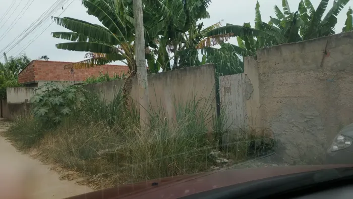 Terreno ótimo para plantar. E curtir as praias da região 