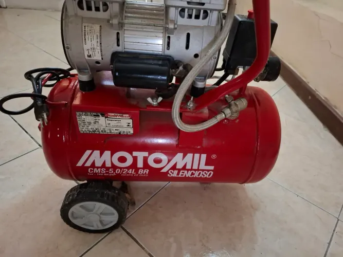 Compressor moto mil CMS-5,0 /24 L BR 1cv /120 lBF isento oleo SILECIOSO