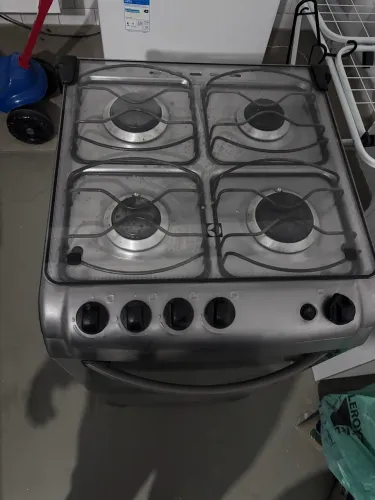 Fogão 4 bocas Electrolux
