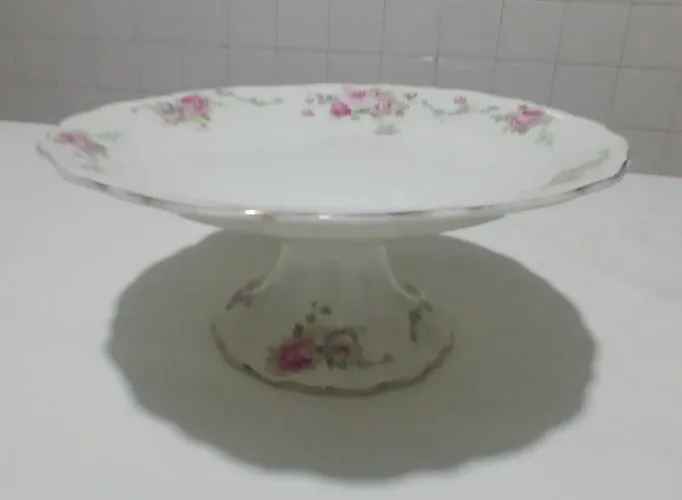 Compoteira Vintage Floral com Pedestal Estilo Provençal, Shabby Chic Peça Decorativa Rara