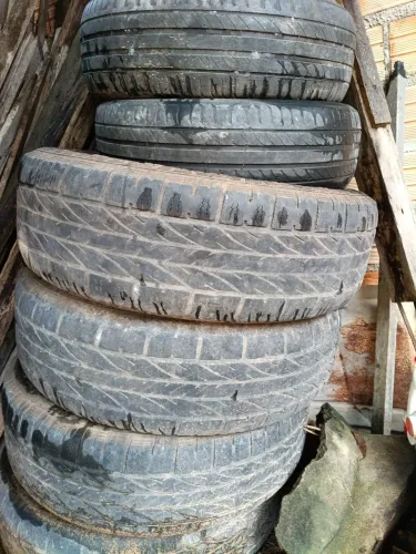 Pneus da Triton 2012 meia vida 