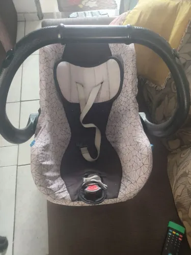 Cadeirinha/Bebê Conforto 