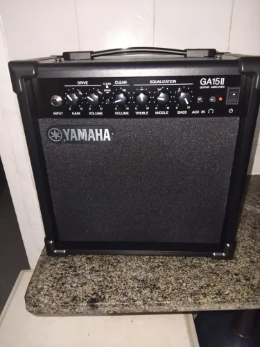 Cubo amplificador Yamaha 