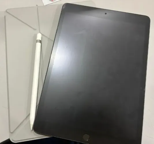 iPad 9º Geração 64gb + Apple Pencil e capa
