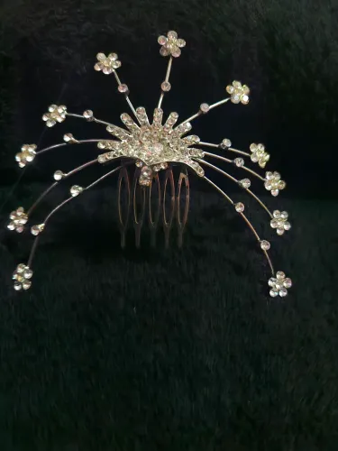 Grampo de cabelo cascata de strass 