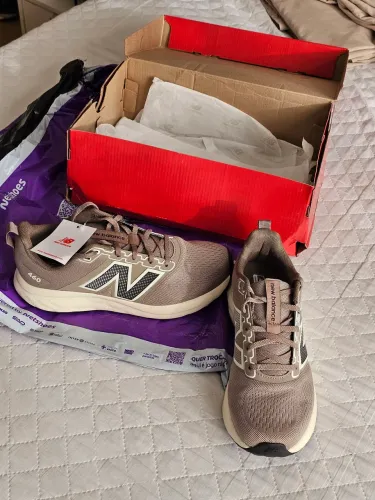 Tênis New Balance 460 V4 Masculino - Marrom+Bege