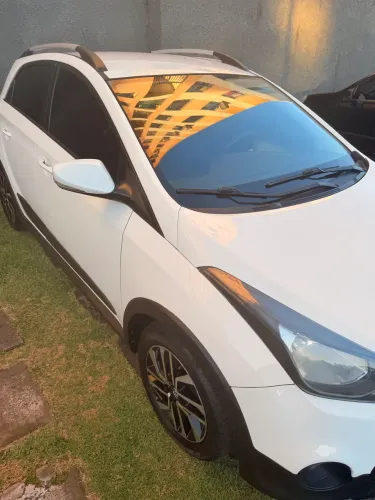 Hyundai HB20X Style 1.6 Flex 16V Mec. 2014