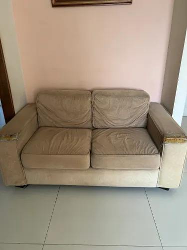 Sofá Retrô Ótima Qualidade!!
