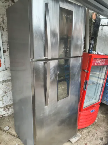 Geladeira Electrolux modelo df80 547 litros.