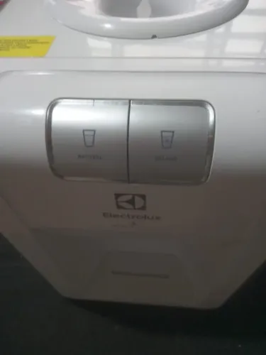 BEBEDOURO DE AGUA GELADA  ELECTROLUX