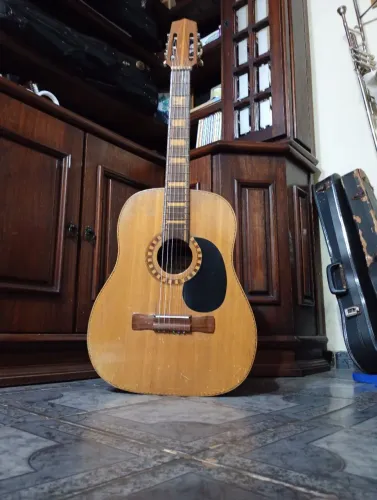 Violão antigo de Luthier anos 60