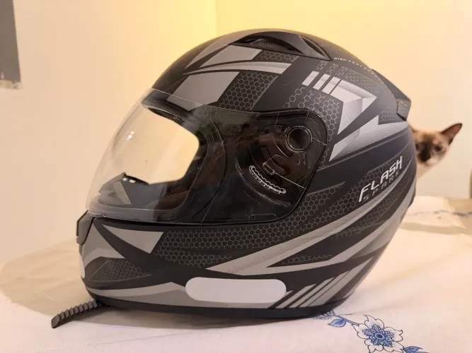 Capacete Spark Flash 60cm