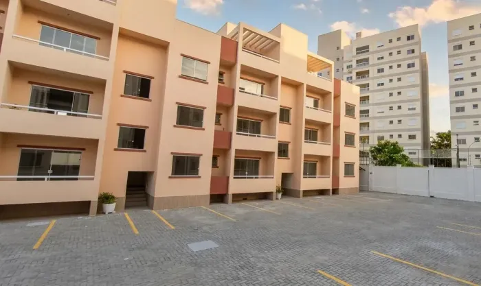 Aluguel em Buraquinho | More com conforto e qualidade de vida
