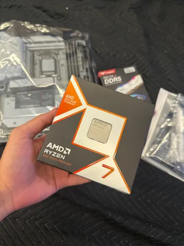 RYZEN 7 9800X3D