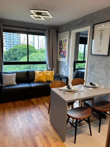 Apartamento com 38 m², 2 quartos sendo 1 suíte para alugar em Moema.