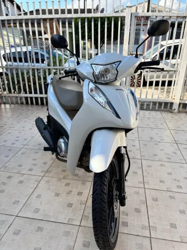 Honda Biz 125 EX/ 125 EX Flex 2025