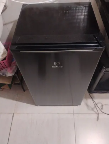 Frigobar excelente estado aberto a negociação