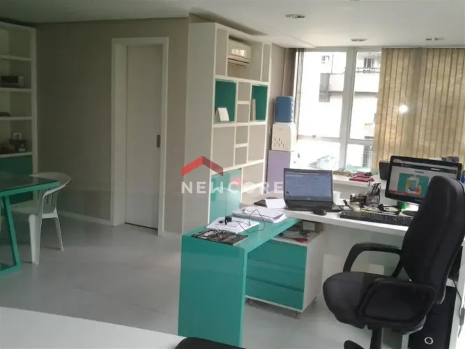 Sala comercial em Rua Bento Gonçalves - Centro - Caxias do Sul/RS