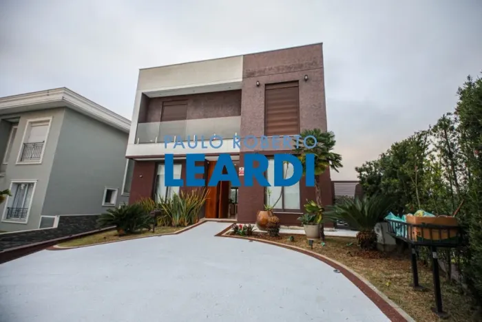 CASA EM CONDOMÍNIO - TAMBORÉ - SP
